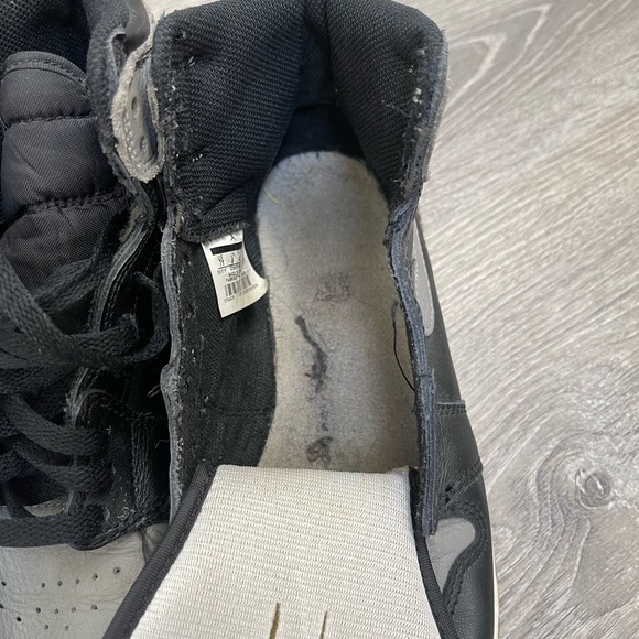 Nike Air Jordan 1 Retro. Black and grey. 7Y - Picture 7 of 7